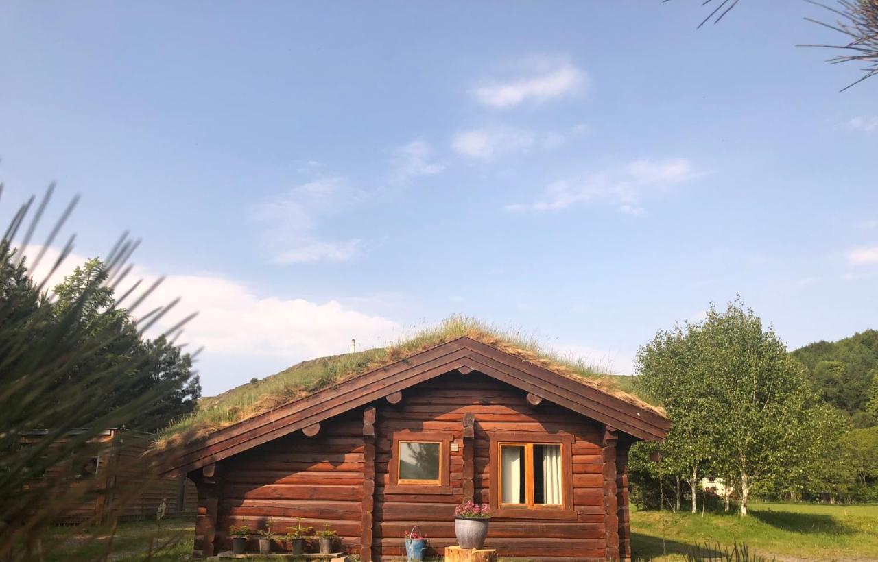Log Home Village Ulverston Exterior foto